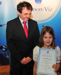 Tőke László a Pannon - Víz Zrt. elnök-vezérigazgatója és Nikodém Sára